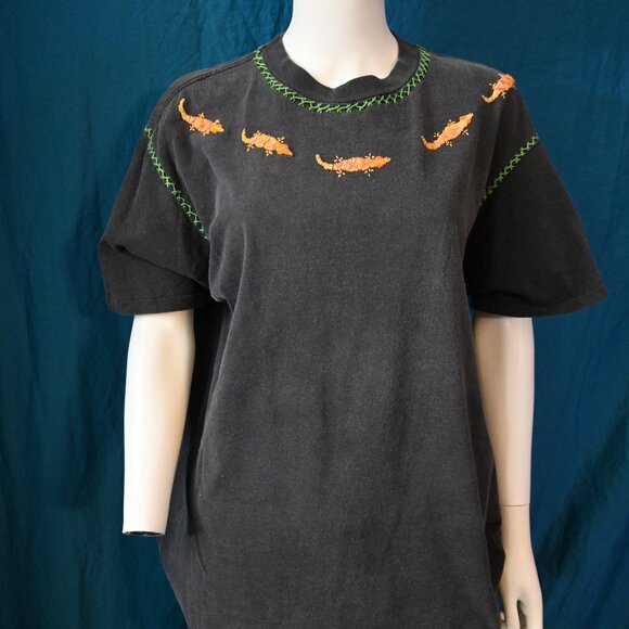 Vintage Decorated Tee - Picture 1 of 8